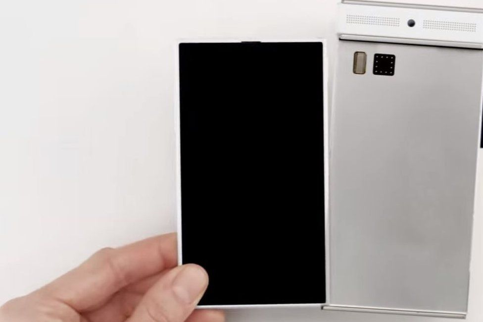 Google rethinks Project Ara modular smartphones - BBC News