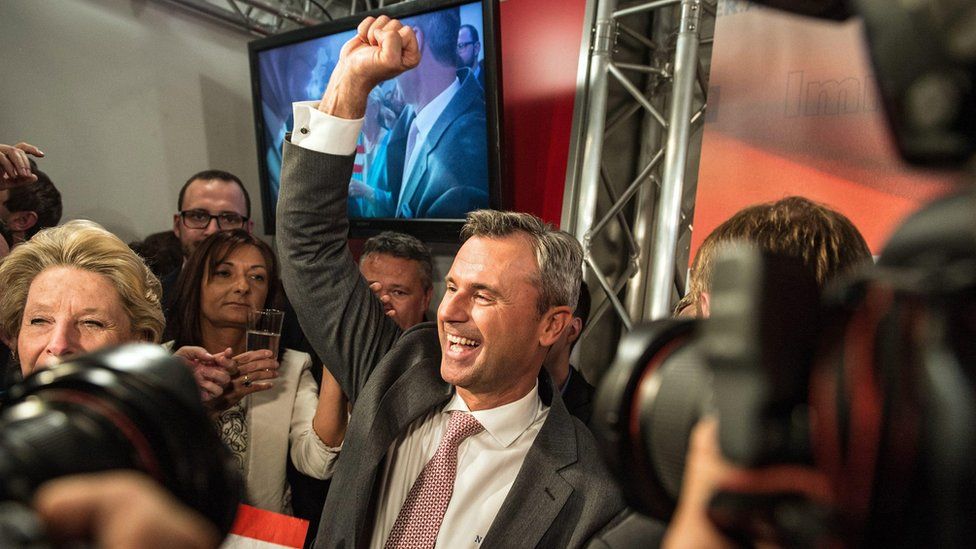Freedom Party presidential candidate Norbert Hofer at party HQ after results (Vienna, 24 April)