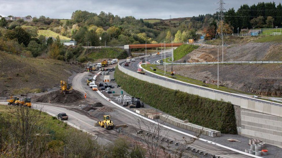 Work on the A465 Heads of the Valleys at Brynmawr