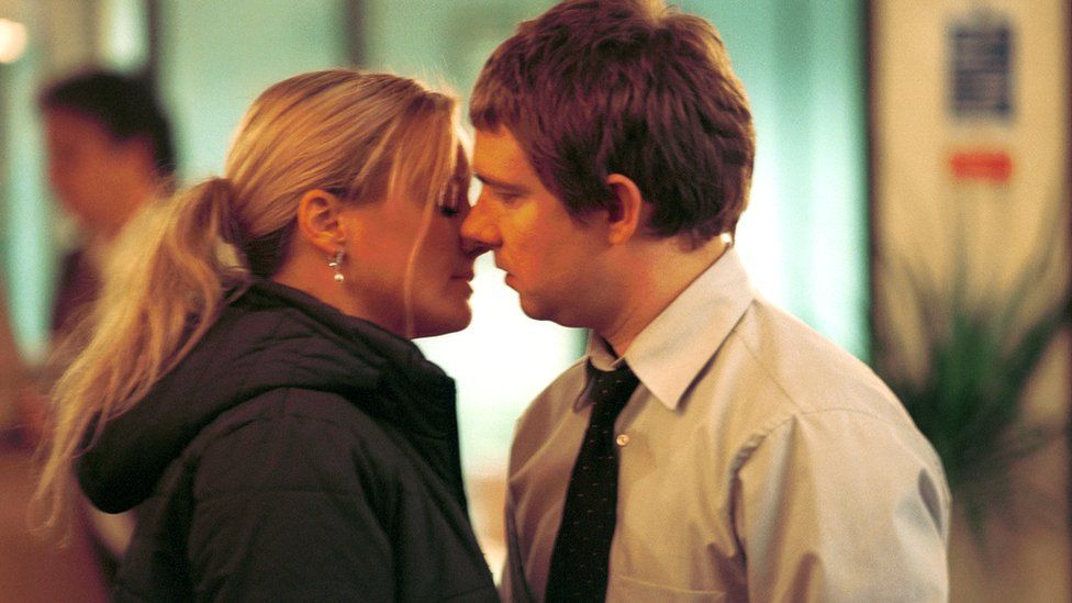 Dawn, played by Lucy Davis, and Tim, played by Martin Freeman