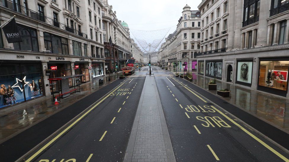 A quiet Regent Street in London