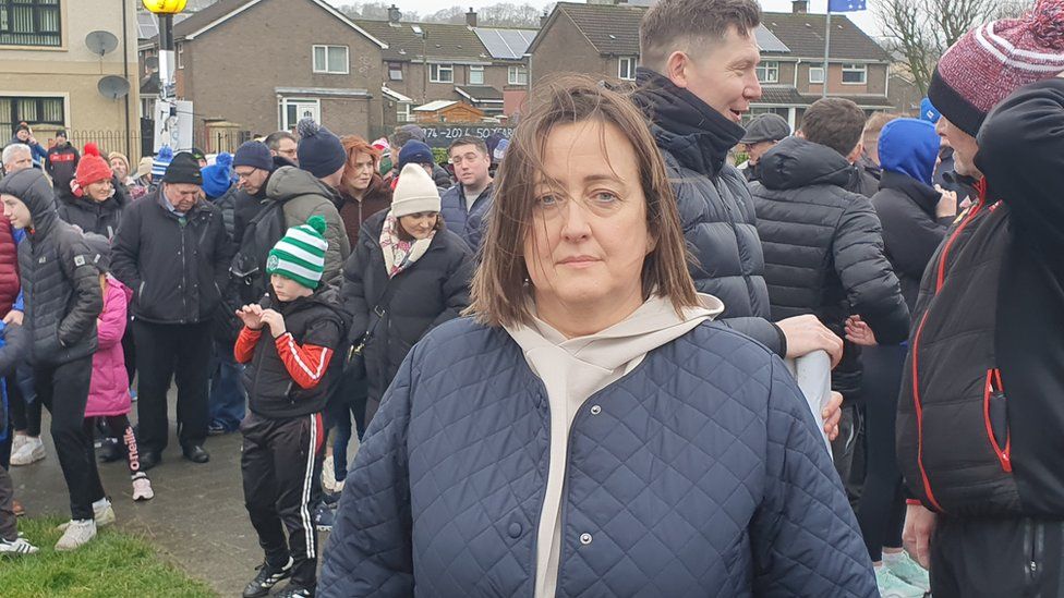 Troubles legacy: Derry rally for Sean Brown and Patsy Kelly - BBC News