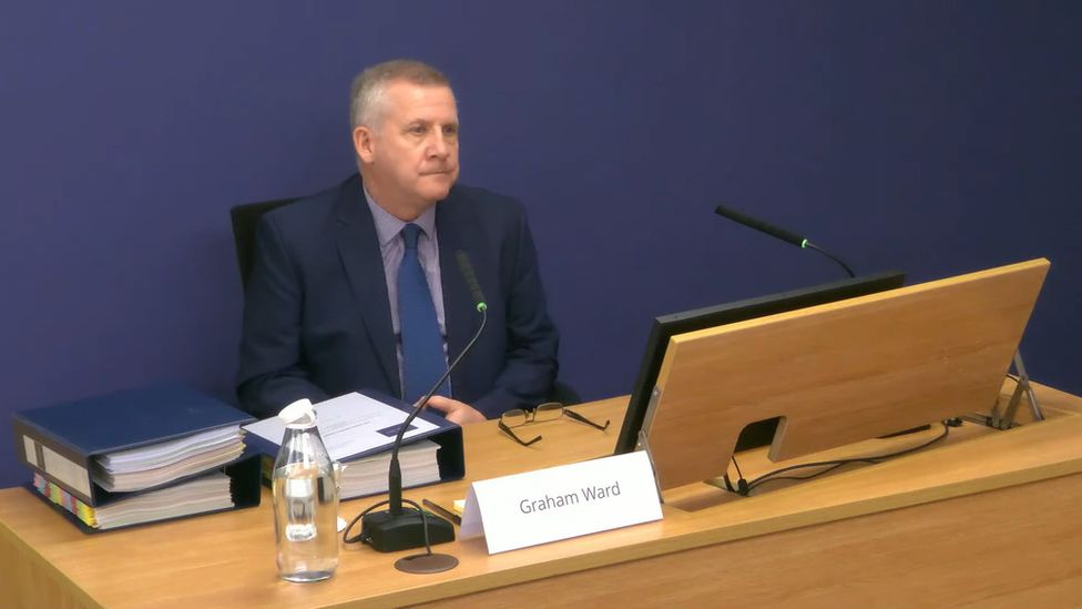 Post Office investigator suggested Fujitsu worker alter statement BBC