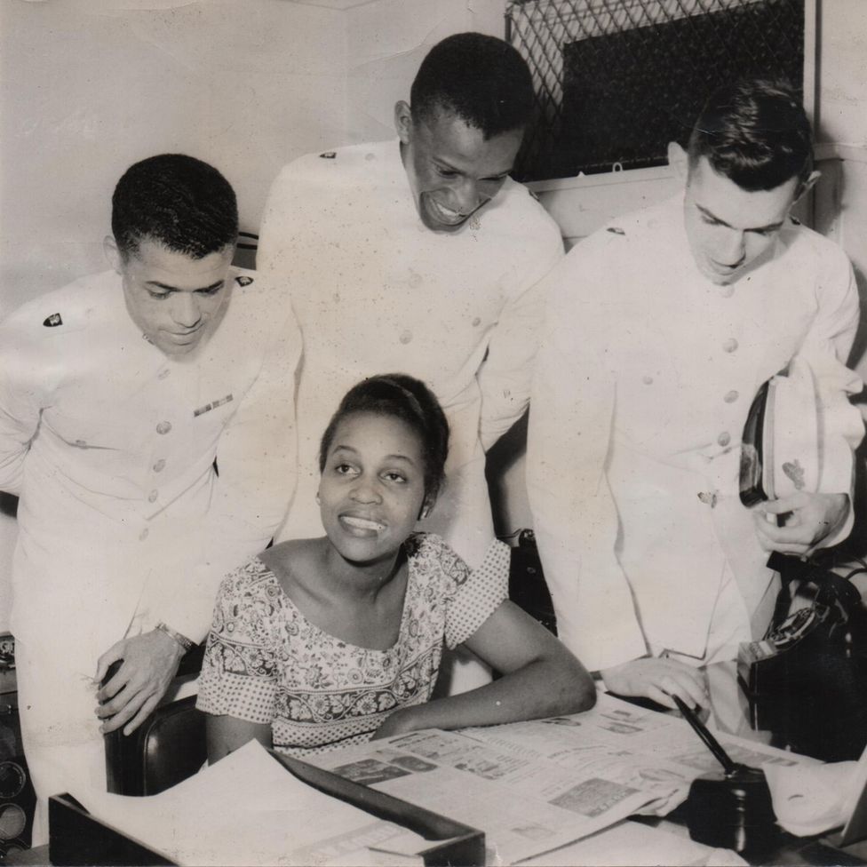 Dorothy Butler Gilliam working for the Louisville Defender