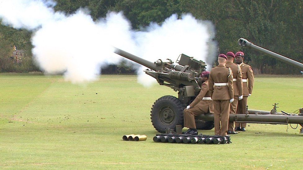 Colchester: Formal 21-gun salute marks Proclamation of the King - BBC News