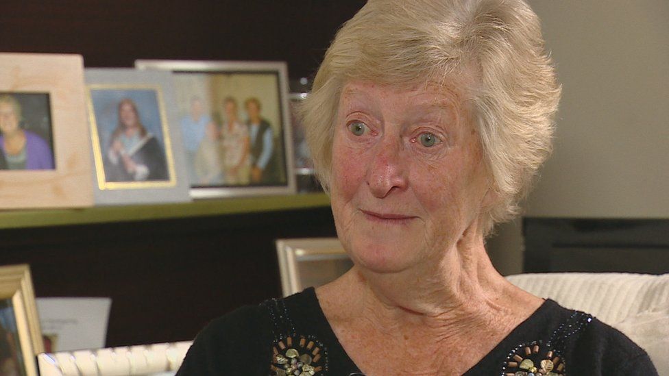 Family's bid to return E.coli woman to Scotland - BBC News