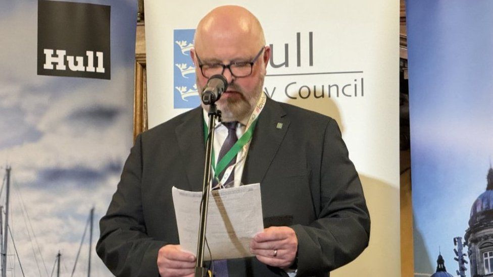 Hull City Council's chief executive and returning officer Matt Jukes announces the results