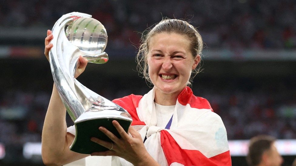Ellen White Derbyshire Lioness Honoured With MBE BBC News