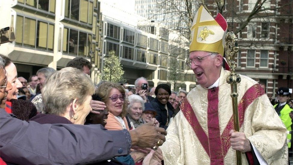 Cormac Murphy-O'Connor after his installation as Archbishop of Westminster in 2000