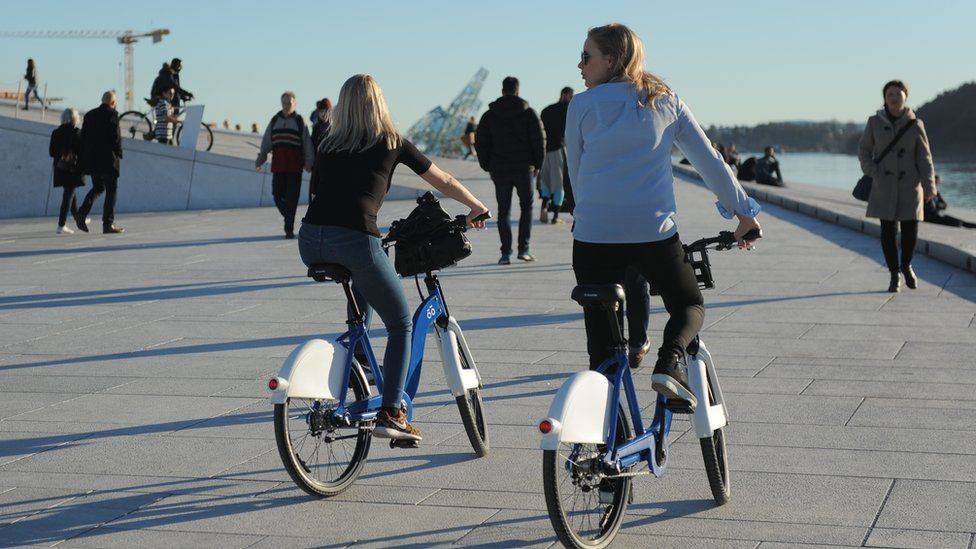 Bike-sharers in Oslo