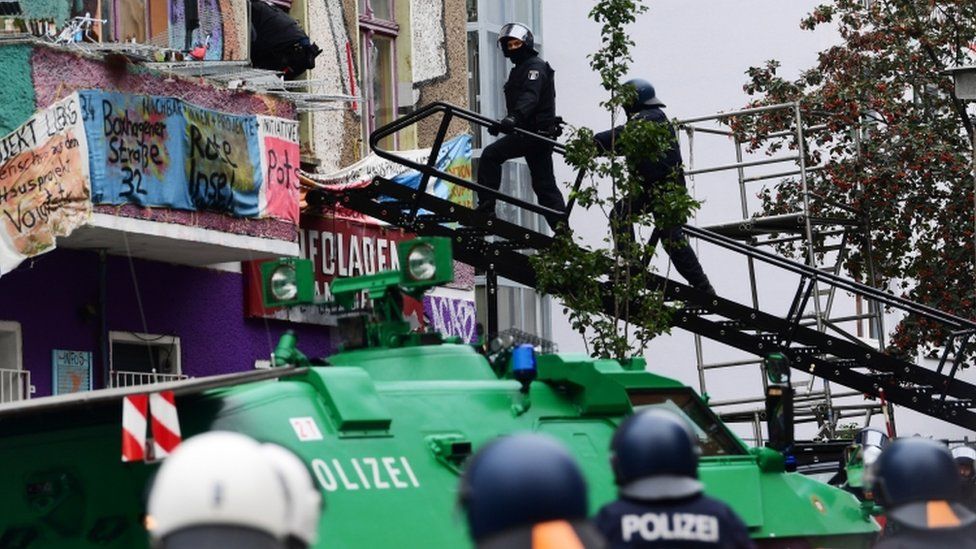 Police officers in evict the "Liebig 34" squat, in Berlin, 9 October 2020
