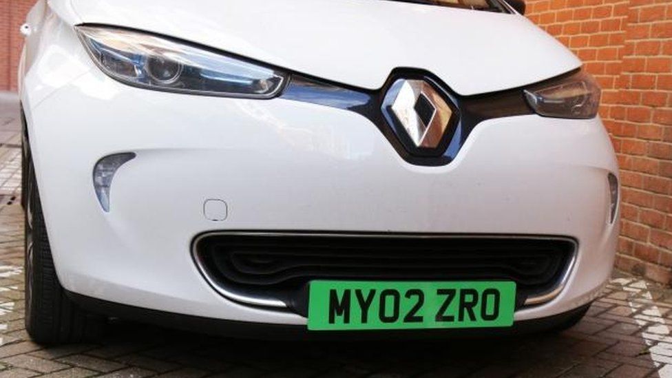 Green number plates planned for electric cars BBC News