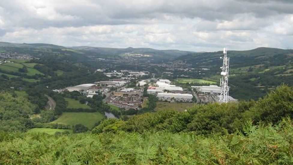 Gas smell reported by hundreds in Treforest and Pontypridd BBC News