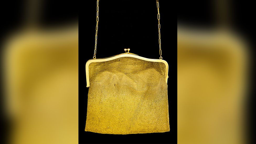 Image of the evening bag found