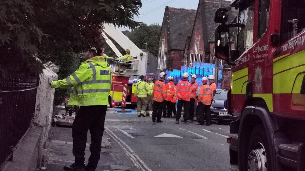 Three people rescued from Chesterfield building collapse BBC News