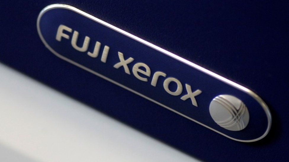 Fujifilm to take over Xerox as photocopier demand drops - BBC News
