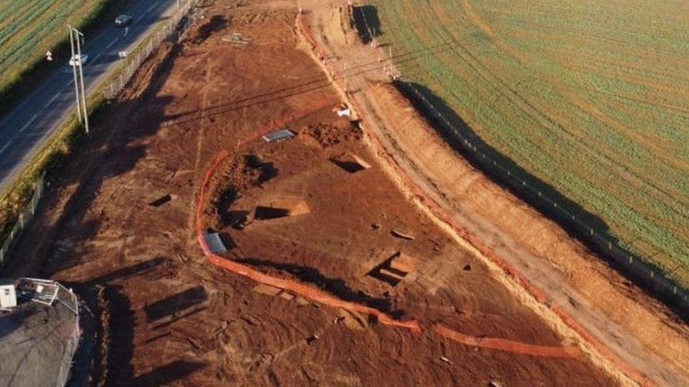 Plans to turn UptonuponSevern quarry into rowing lake BBC News