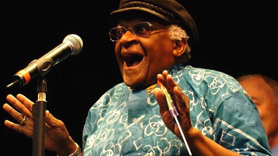 Archbishop Desmond Tutu during London Celebrates A Decade Of South African Freedom, at Trafalgar Square, UK, 2004