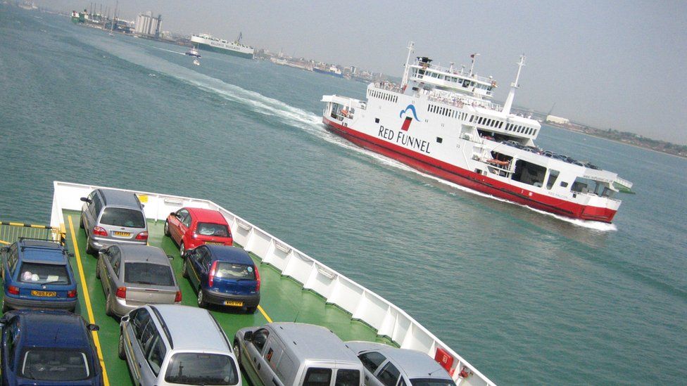 Breakdown leads to Red Funnel ferry delays BBC News