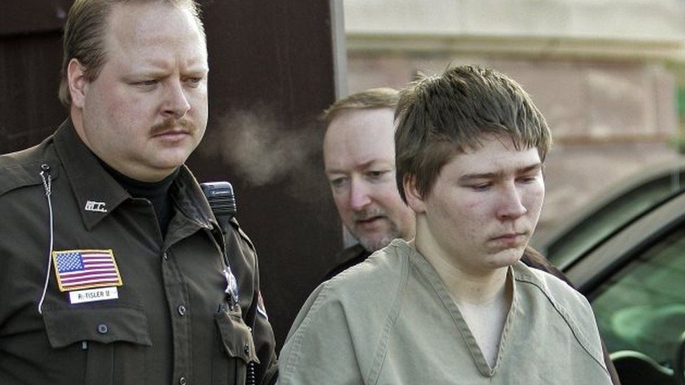 Brendan Dassey (right) is escorted out of a courtroom. Photo: 2006