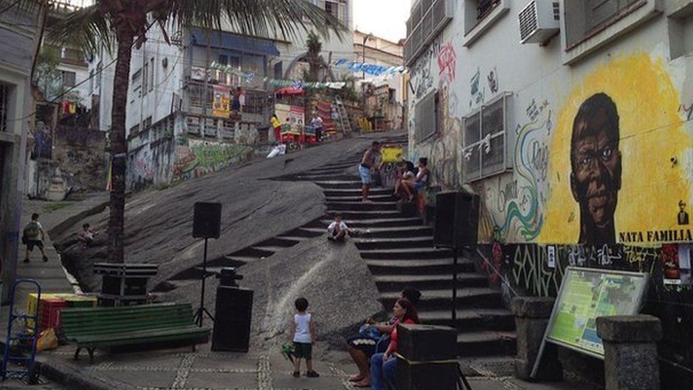 A street scene in Pedra do Sal