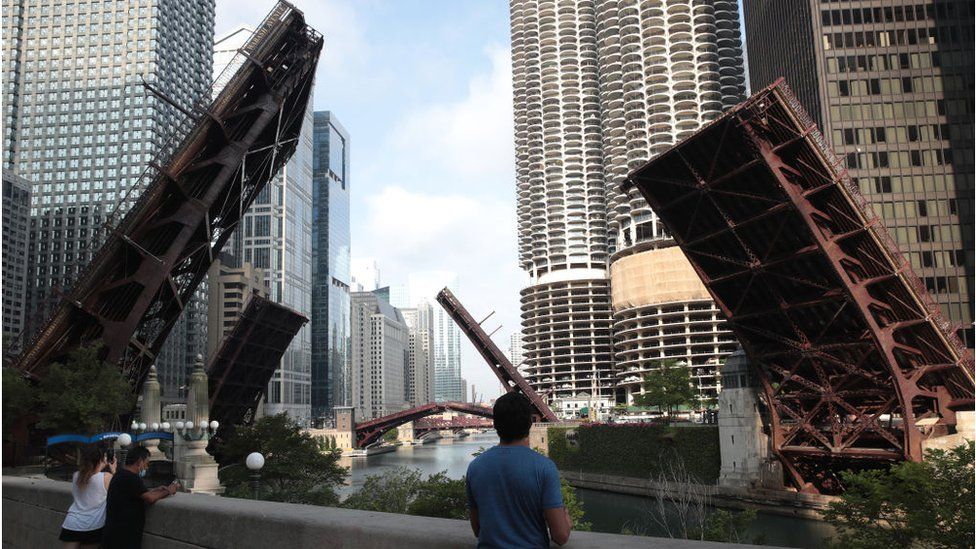 Bridges raised across Chicago River