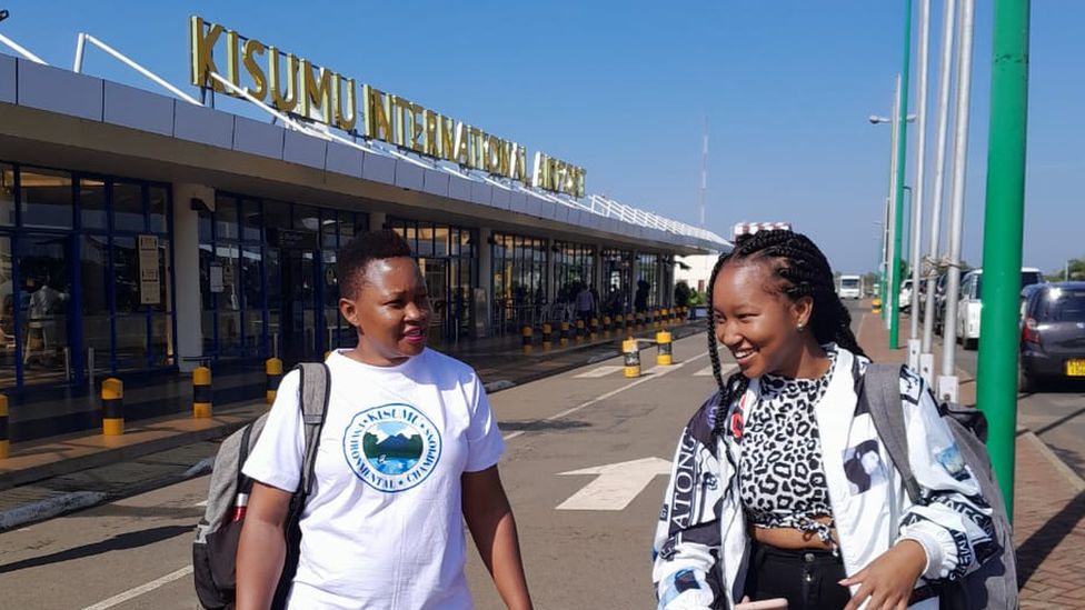 Miriam Wanjiku and her daughter Rahmina heading to COP28