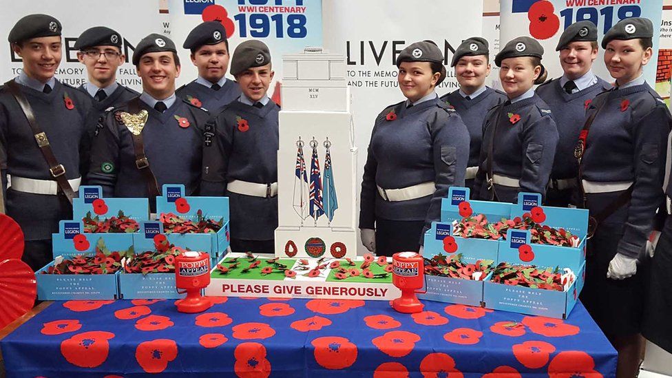 215 (Swansea) Squadron helping with the Poppy Appeal