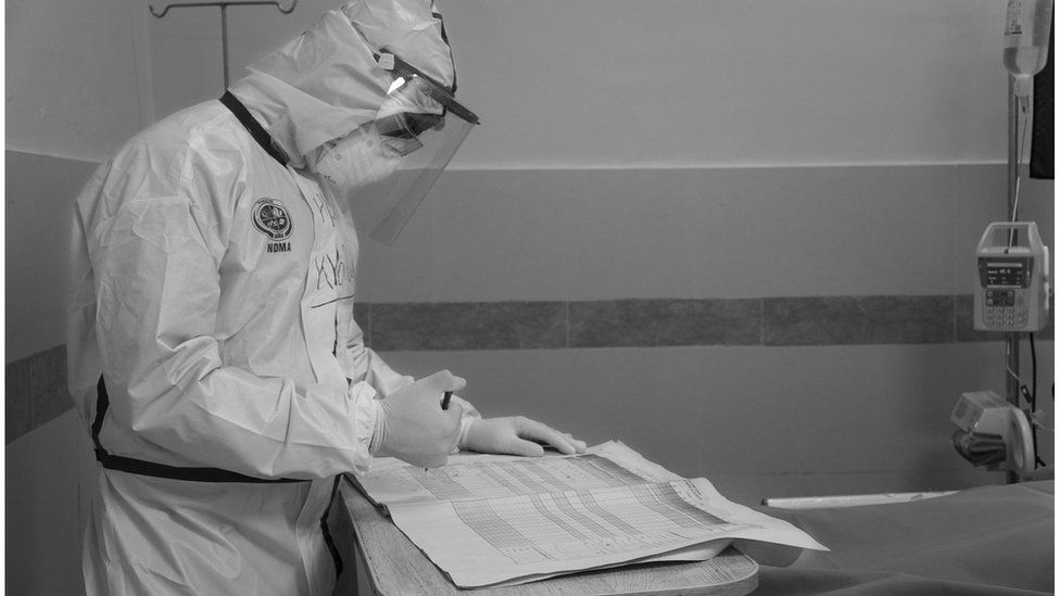 کورونا وارڈ