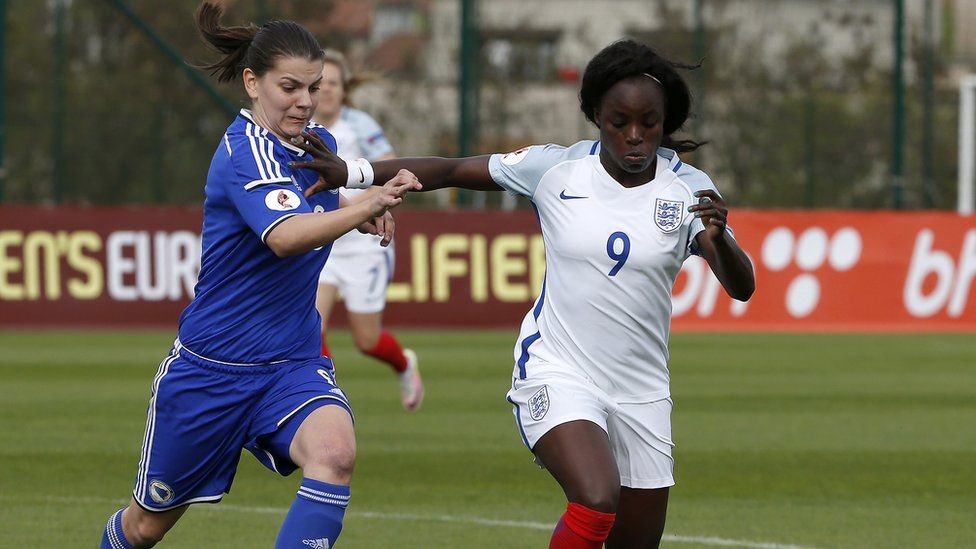 Eni Aluko playing for England in 2016