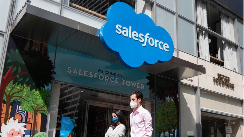 Salesforce has agreed to buy workplace messaging app Slack.