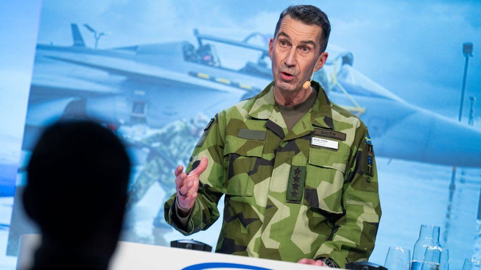 Sweden's Commander-in-Chief Micael Byden speaks during his talk at today's program at the Society and Defense Conference in Salen
