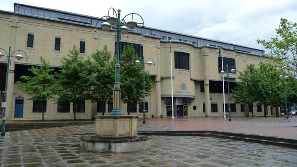 Bradford law courts