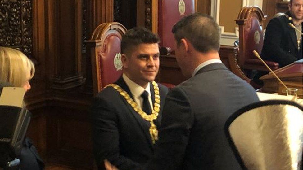 Sinn Féin councillor Daniel Baker has been installed as the new Lord Mayor of Belfast.