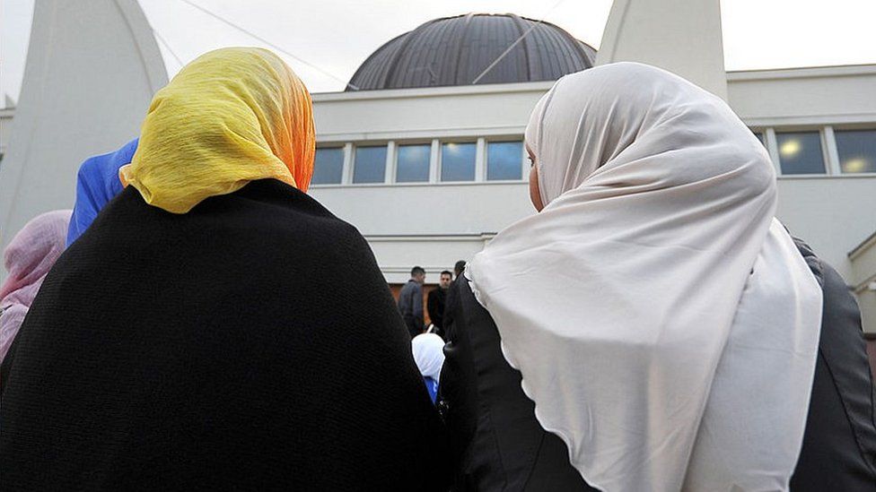 Muslim women in Strasbourg, Sep 2012