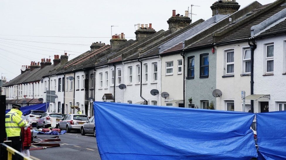 Collingwood Road, Sutton