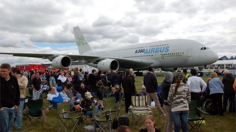 Airbus A380 - the world's largest jet airliner in the world at Farnborough in 2008