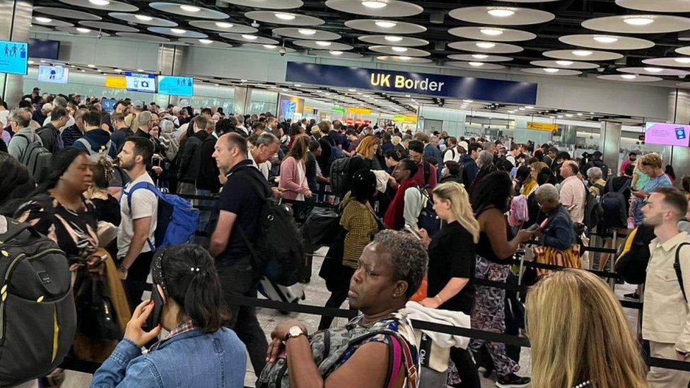 Long queues at Heathrow