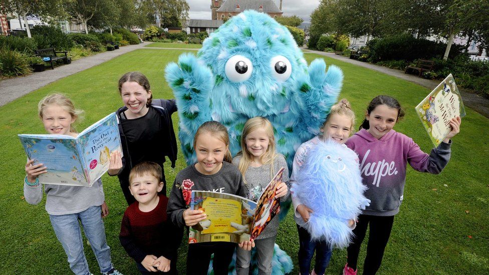 Wigtown Book Festival Set For Record Year - BBC News