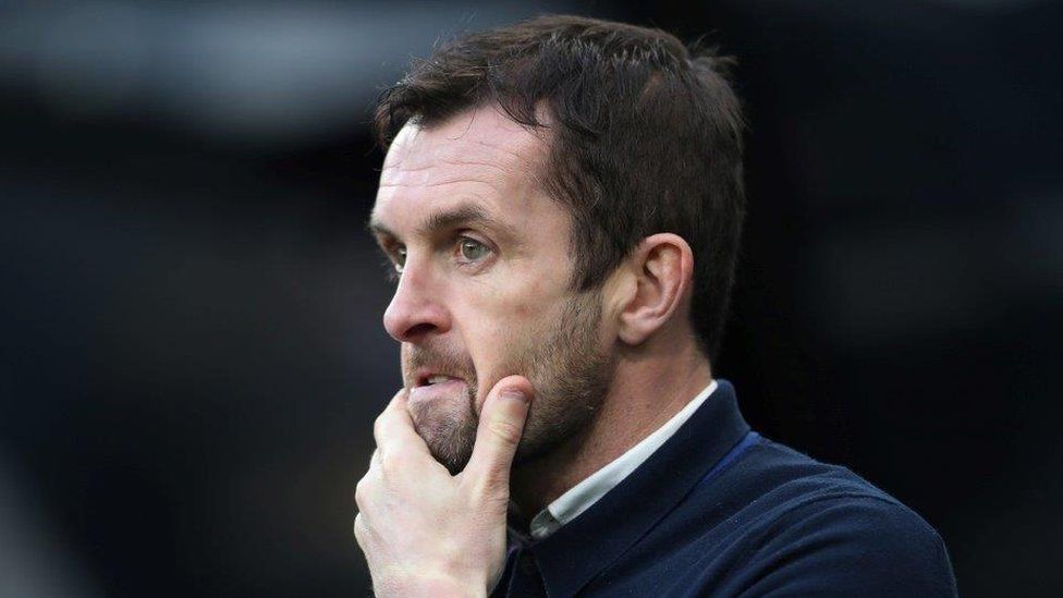 Ex-Luton Town boss Nathan Jones 'threats' probed - BBC News