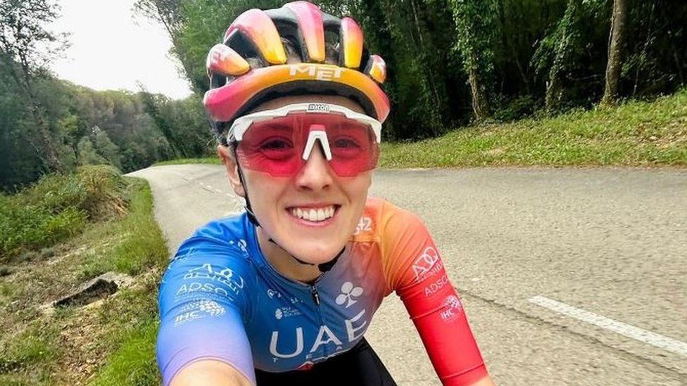 Lizzie Holden in bike gear