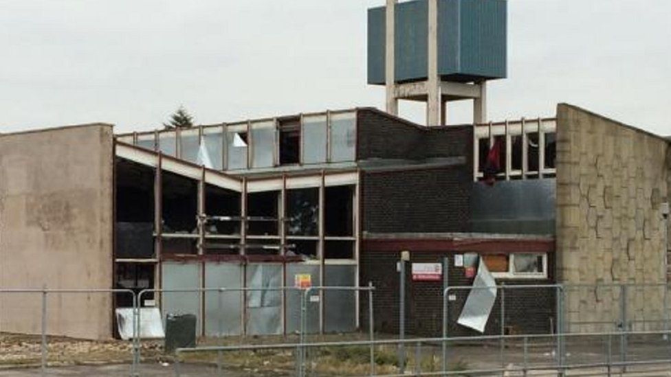 Derelict Bradford school an arson hotspot fire chiefs BBC News