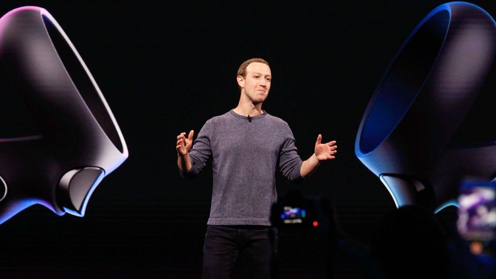 Mark Zuckerberg announcing the Oculus headset in 2019