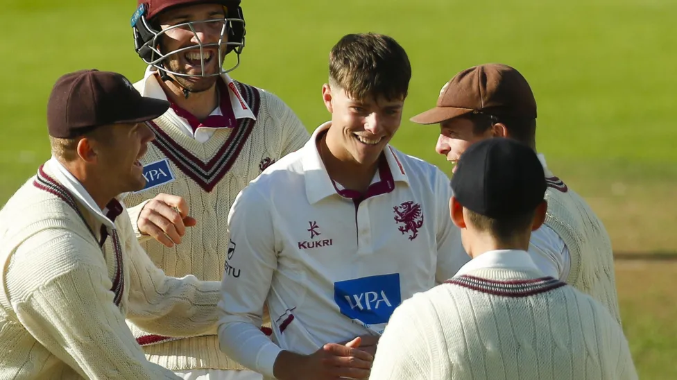 Somerset Defeats Surrey, Enhancing Title Hopes.