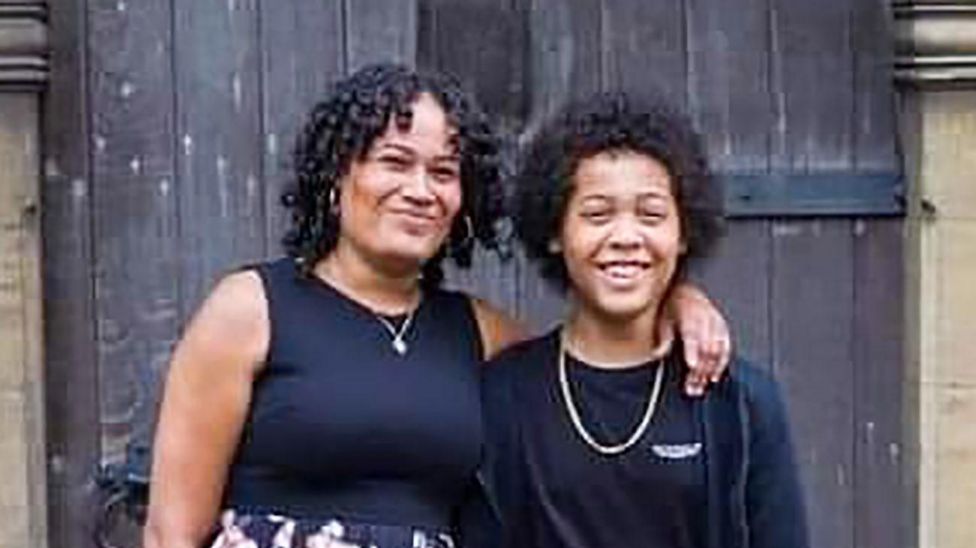 Stewartby boy, 13, drowned in lake after using rope swing BBC News