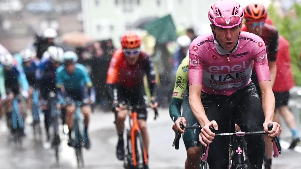 Pogacar Triumphs in Chaotic Giro Stage 16 Amid Organisers' Criticism.