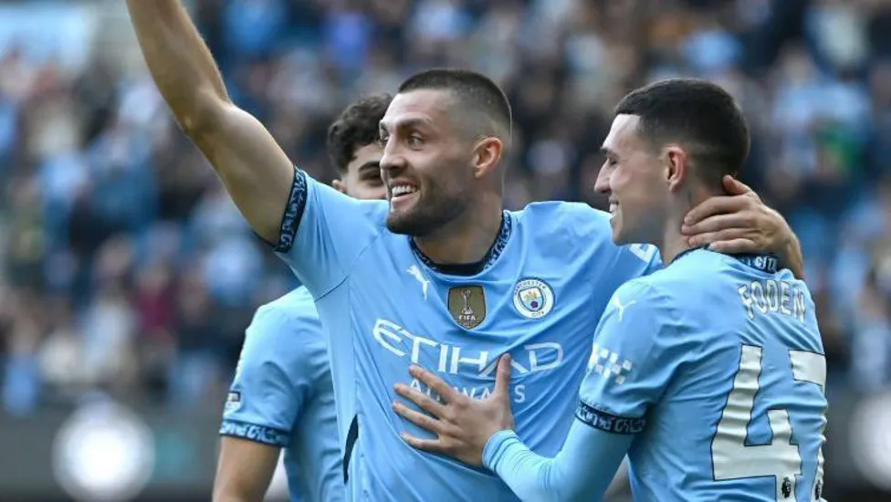 Kovacic scores twice as Manchester City beat Fulham