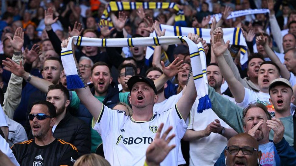 Leeds: 'The Fans - Always Leeds, Always Loyal And Always Deserving ...