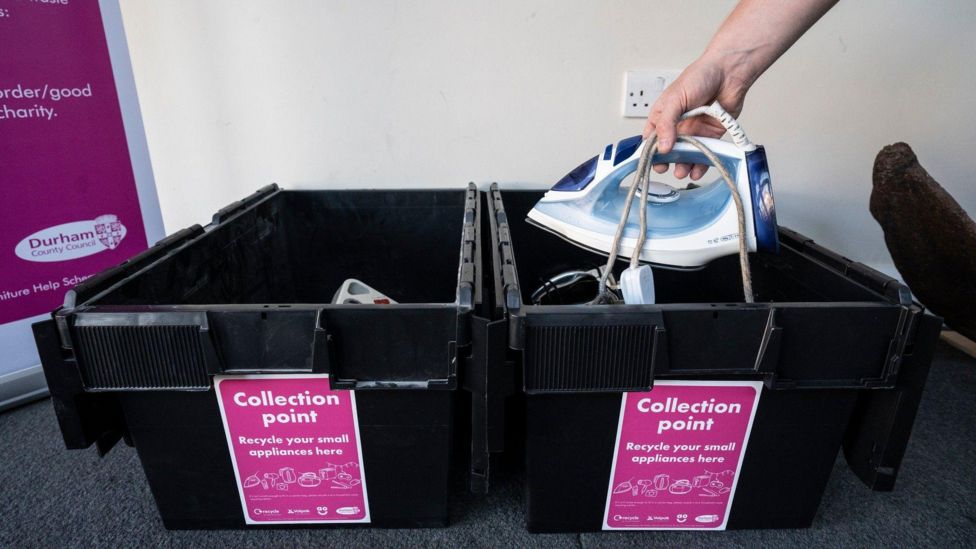 Durham electrical recycling bins target vape users BBC News