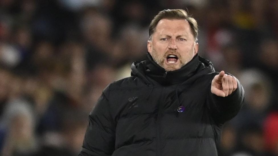 Hasenhuttl calls for Saints to be 'a little bit nasty' - BBC Sport